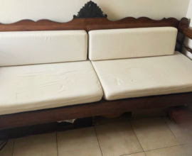 Χειροποίητος καναπές