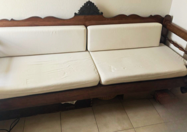 Χειροποίητος καναπές