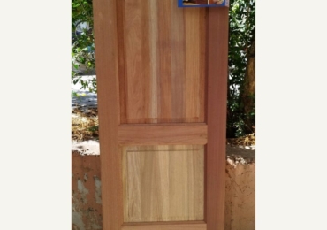 Πόρτες Μασίφ Ξύλο