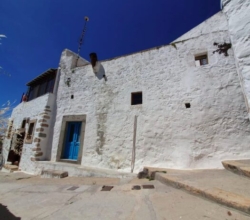 Οικία στη Χώρα